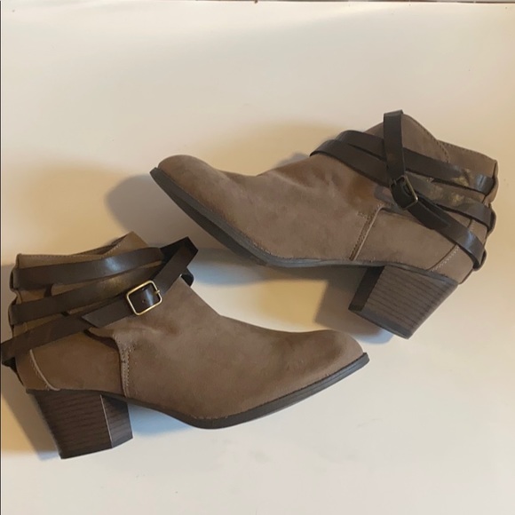 ✨BRAND NEW✨MOSSIMO TAN FAUX SUEDE BOOTIES FESTIVAL LOOK - Picture 5 of 11